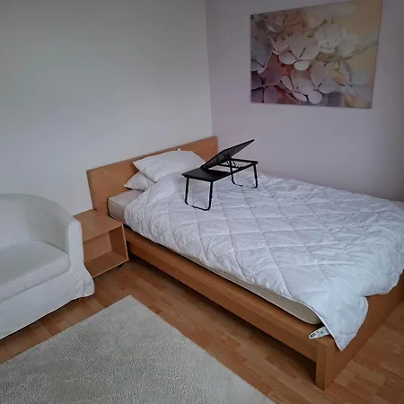 Private In Nordenham- Grosser Balkon By Interhome Apartmán *